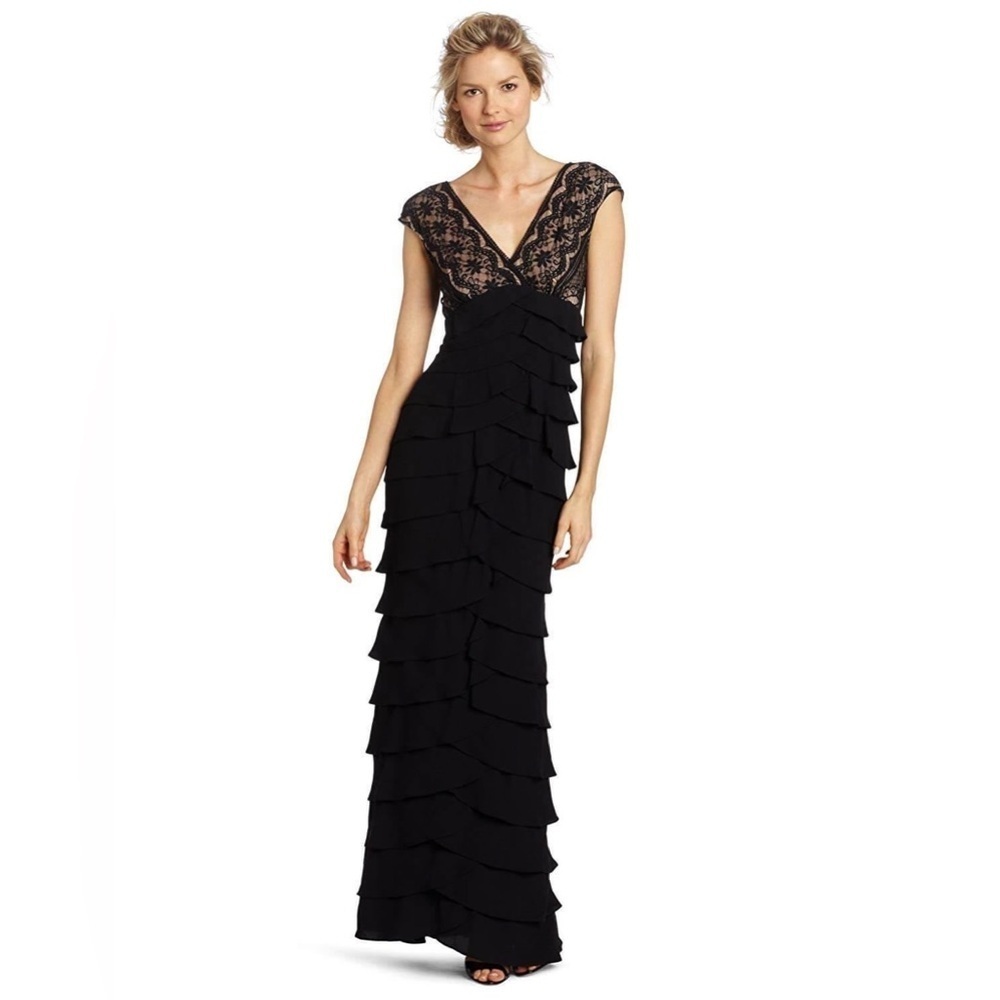 Adrianna Papell Boutique Shutter Pleat Black Lace Dress Maxi Dress size 4